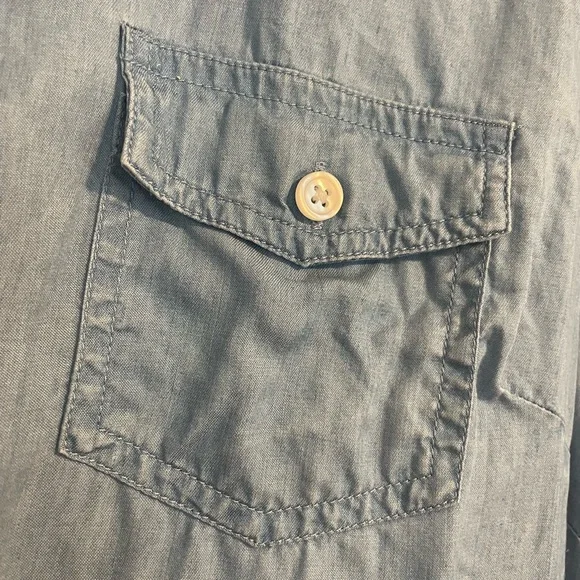 Lightweight Button Down “Denim” Top - Picture 3 of 6